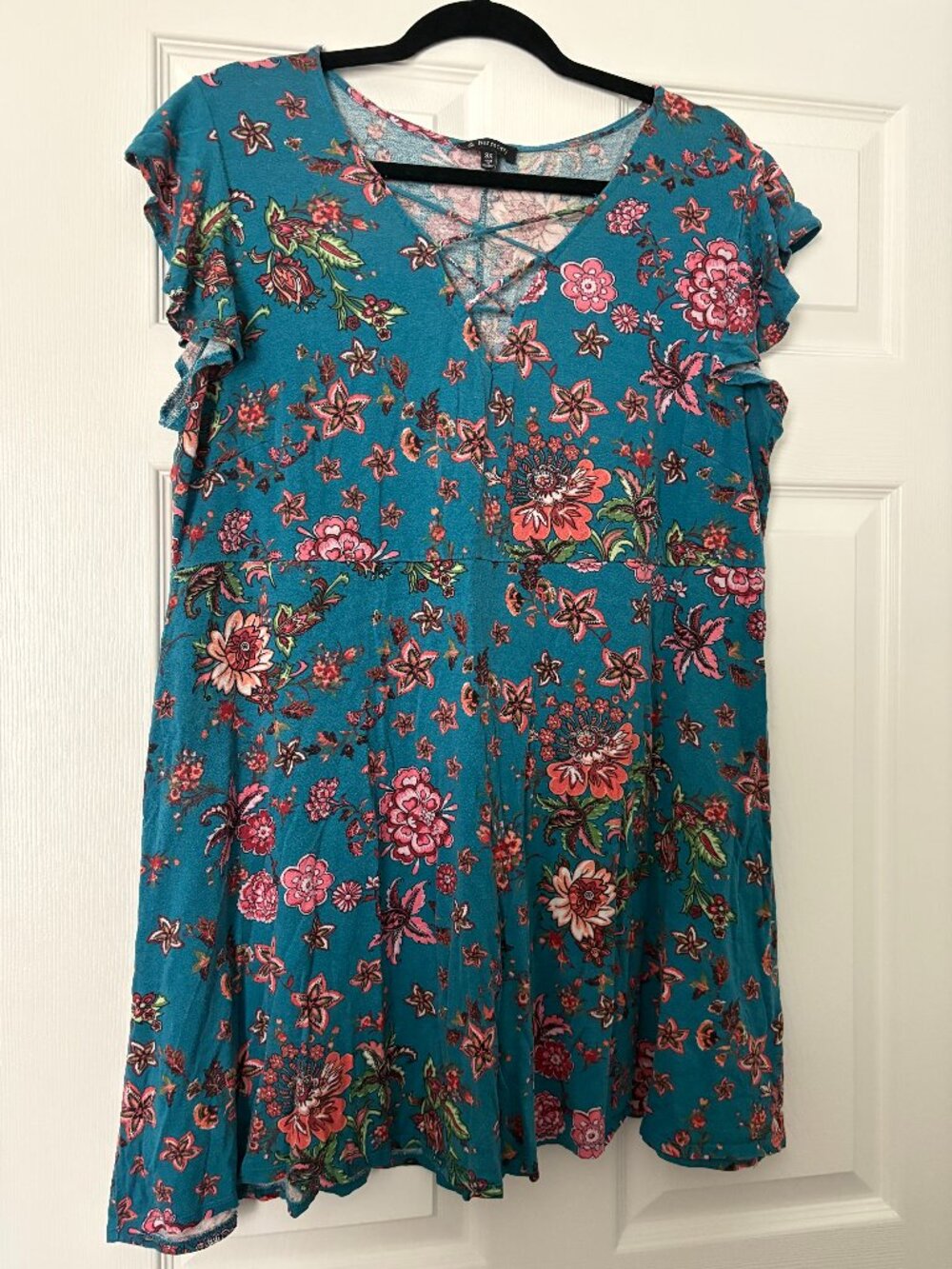 & Harmony Paisley Mini Dress Cross Neck Floral Teal Red Flutter Sleeve